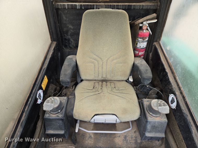 image for item EO0633 2006 Gyro-Trac MSTG1338 mulcher