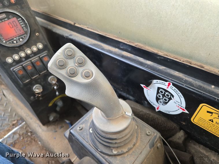 image for item EO0633 2006 Gyro-Trac MSTG1338 mulcher