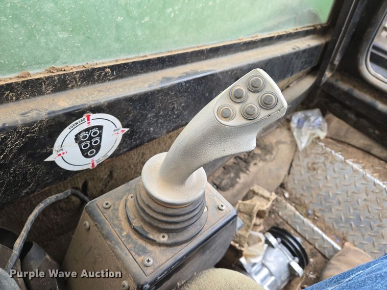 image for item EO0633 2006 Gyro-Trac MSTG1338 mulcher