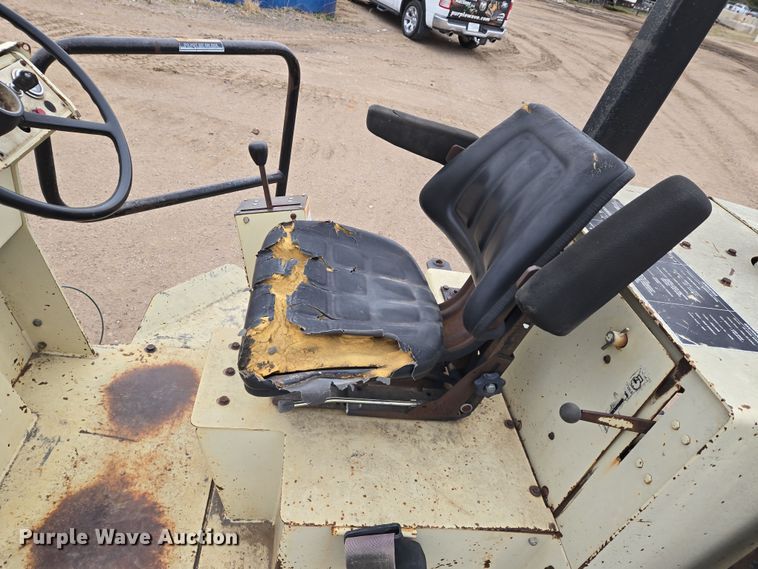image for item EO0636 1992 Ingersoll Rand SD-70D single drum vibratory roller