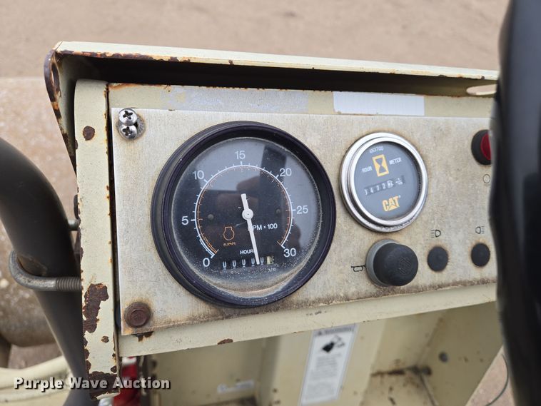 image for item EO0636 1992 Ingersoll Rand SD-70D single drum vibratory roller