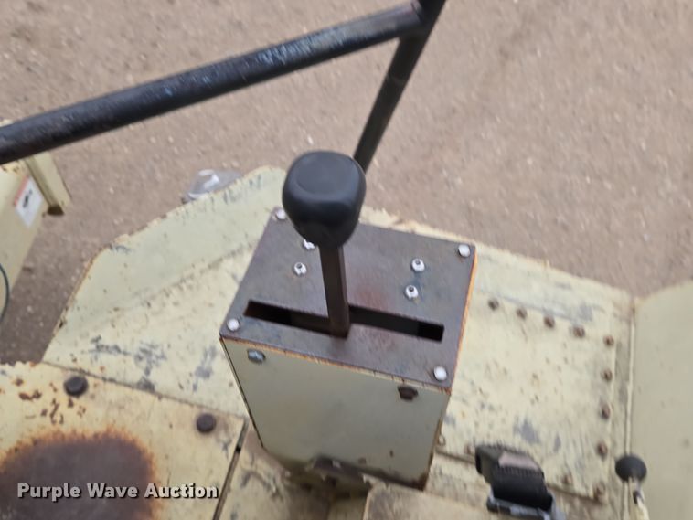 image for item EO0636 1992 Ingersoll Rand SD-70D single drum vibratory roller