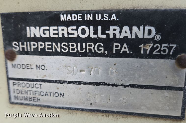 image for item EO0636 1992 Ingersoll Rand SD-70D single drum vibratory roller