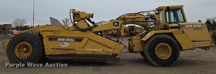 image for item EO0637 1994 John Deere 762B elevating scraper