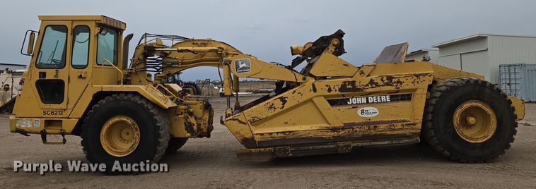 image for item EO0637 1994 John Deere 762B elevating scraper