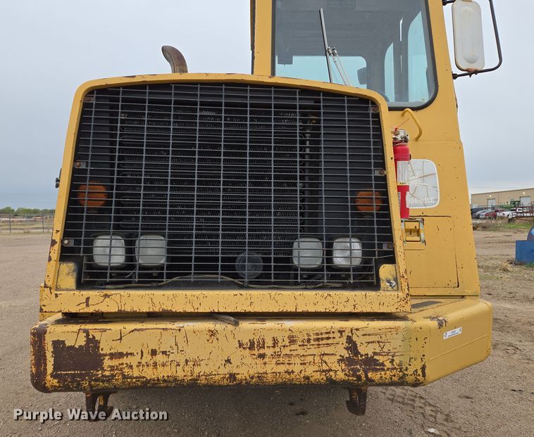 image for item EO0637 1994 John Deere 762B elevating scraper