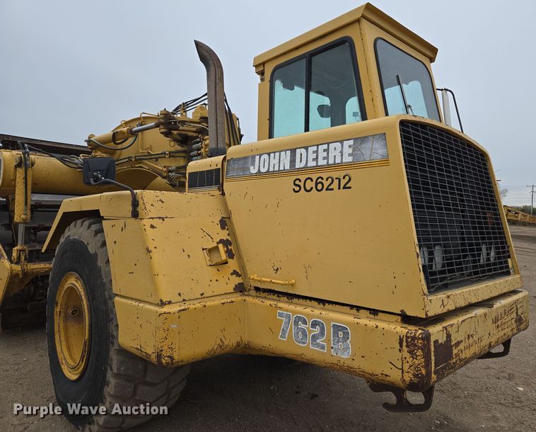 image for item EO0637 1994 John Deere 762B elevating scraper