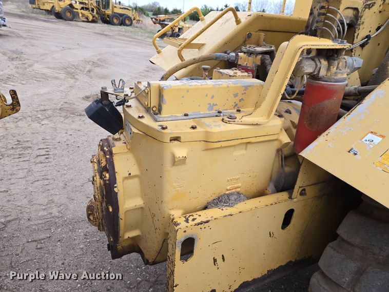 image for item EO0637 1994 John Deere 762B elevating scraper