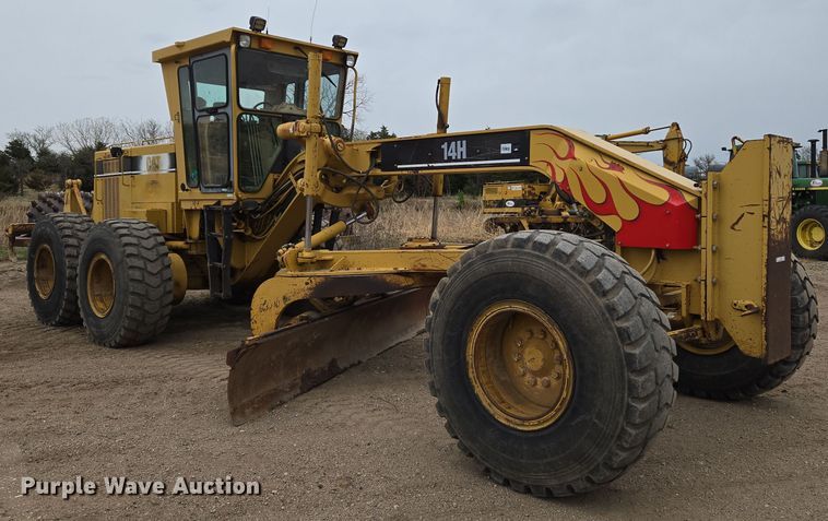 image for item EO0638 1997 Caterpillar 14H motor grader