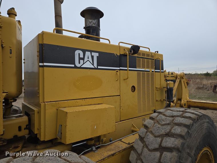 image for item EO0638 1997 Caterpillar 14H motor grader
