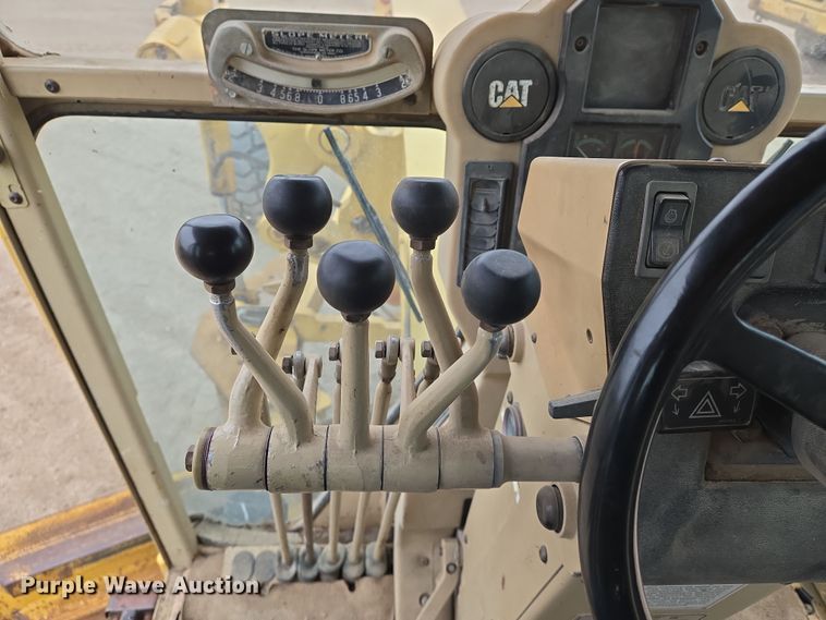 image for item EO0638 1997 Caterpillar 14H motor grader