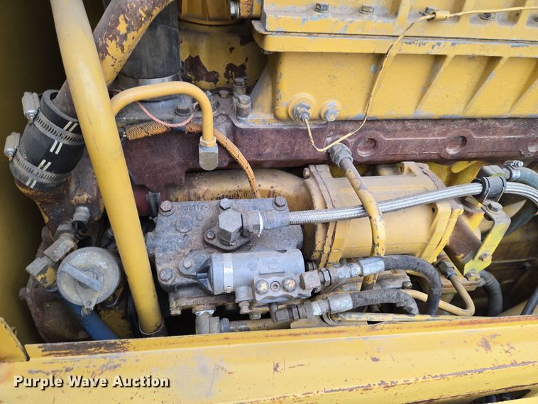 image for item EO0638 1997 Caterpillar 14H motor grader