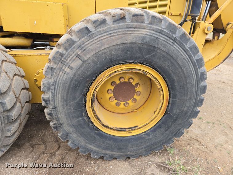 image for item EO0638 1997 Caterpillar 14H motor grader