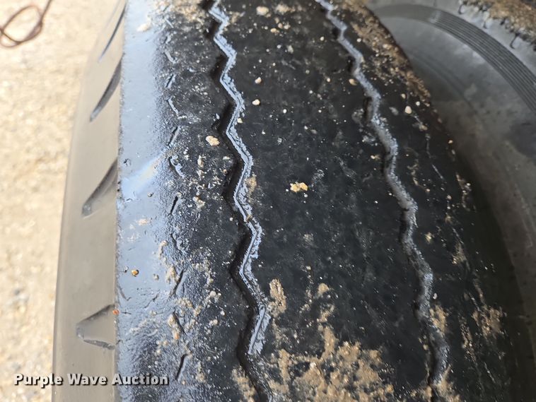 image for item EO0648 1990 Ford F900 crane truck