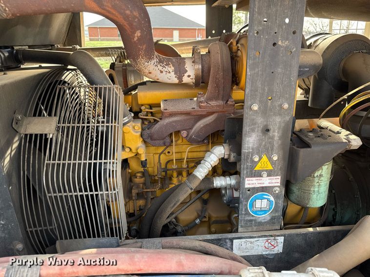 image for item EQ1229 2011 Sullair 375HH JD3 air compressor