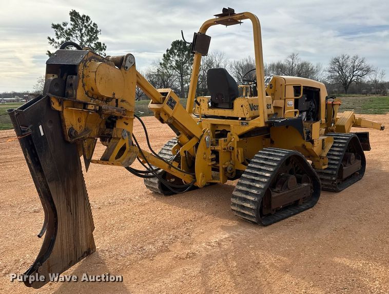 image for item EQ1230 2007 Vermeer RTX1250 cable plow