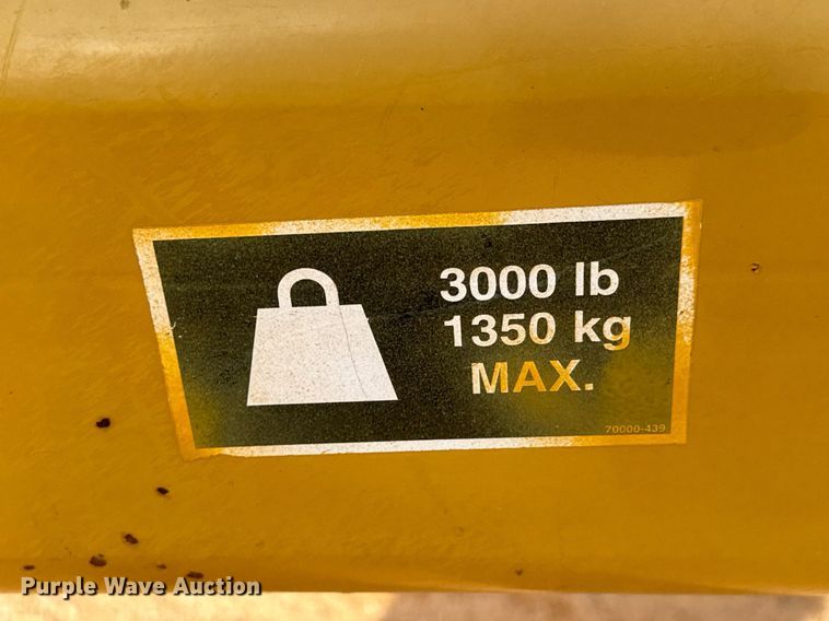 image for item EQ1230 2007 Vermeer RTX1250 cable plow