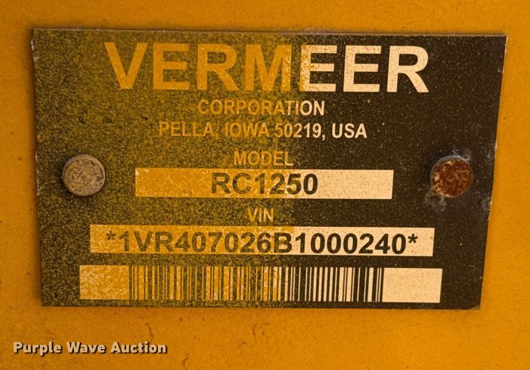 image for item EQ1230 2007 Vermeer RTX1250 cable plow
