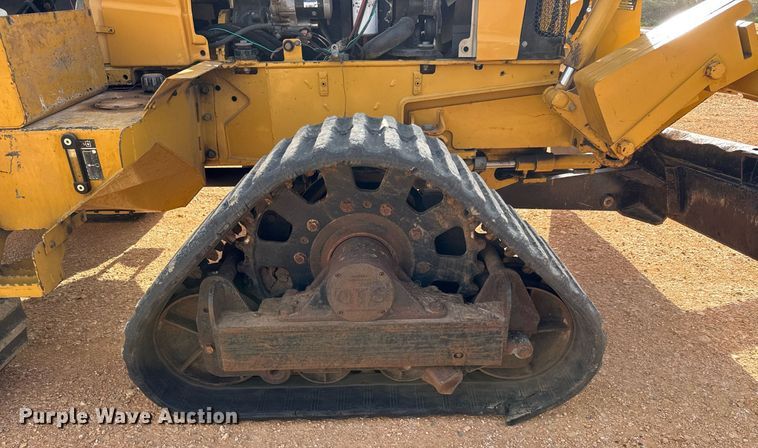image for item EQ1230 2007 Vermeer RTX1250 cable plow
