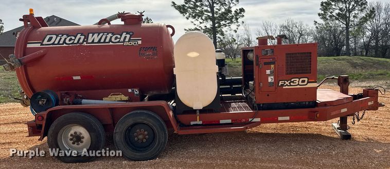 image for item EQ1231 2002 Ditch Witch FX30 vacuum excavator