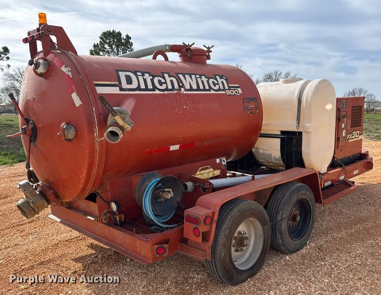 image for item EQ1231 2002 Ditch Witch FX30 vacuum excavator
