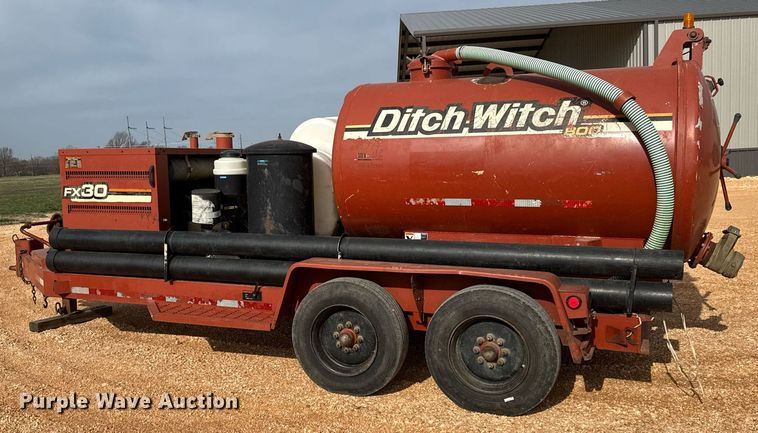 image for item EQ1231 2002 Ditch Witch FX30 vacuum excavator