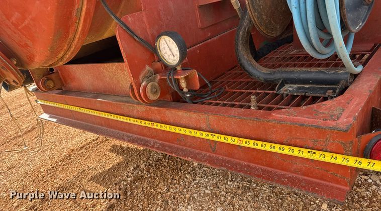 image for item EQ1231 2002 Ditch Witch FX30 vacuum excavator