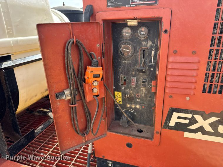 image for item EQ1231 2002 Ditch Witch FX30 vacuum excavator