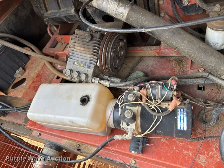 image for item EQ1231 2002 Ditch Witch FX30 vacuum excavator