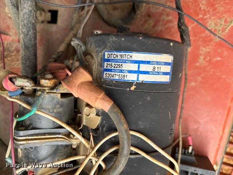 image for item EQ1231 2002 Ditch Witch FX30 vacuum excavator