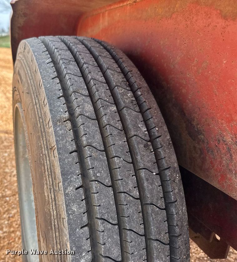 image for item EQ1231 2002 Ditch Witch FX30 vacuum excavator