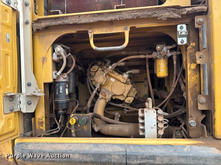 image for item EQ1246 2014 Caterpillar 329E L excavator
