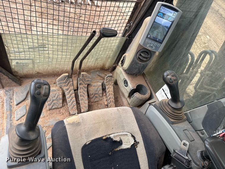 image for item EQ1246 2014 Caterpillar 329E L excavator