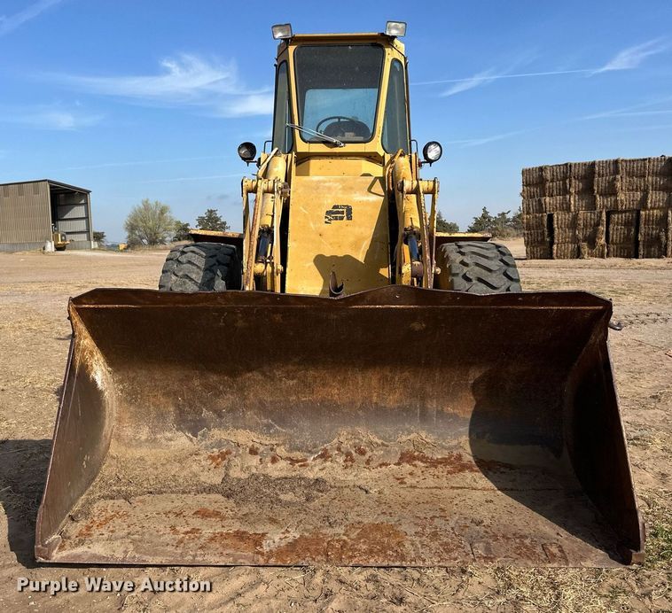 image for item EQ4527 1980 Fiat-Allis 645B wheel loader