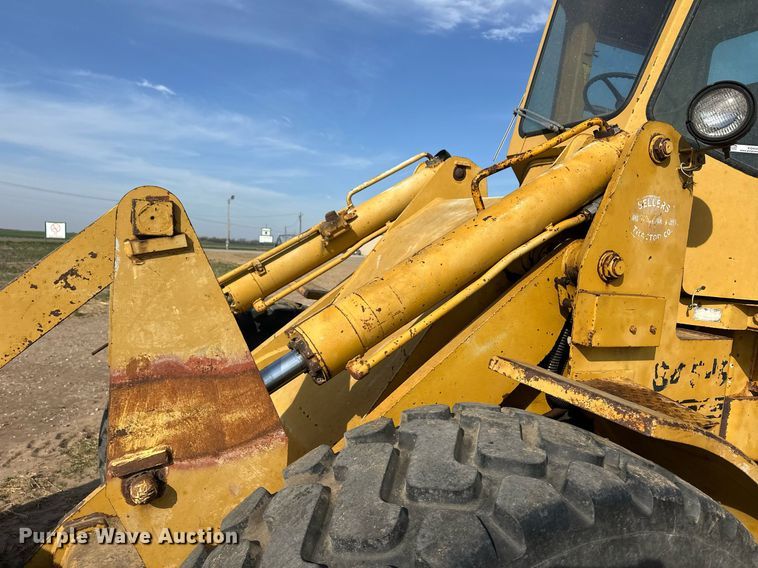 image for item EQ4527 1980 Fiat-Allis 645B wheel loader