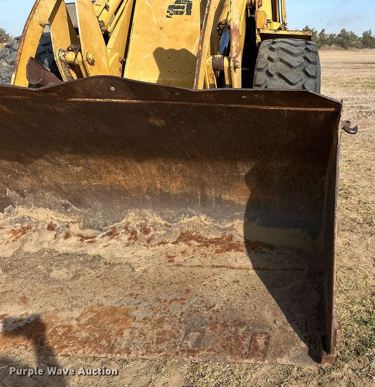 image for item EQ4527 1980 Fiat-Allis 645B wheel loader