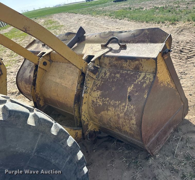 image for item EQ4527 1980 Fiat-Allis 645B wheel loader