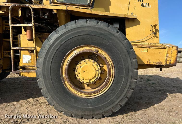 image for item EQ4527 1980 Fiat-Allis 645B wheel loader