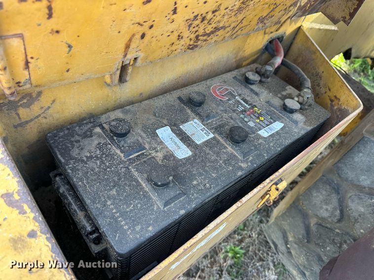 image for item EQ4527 1980 Fiat-Allis 645B wheel loader