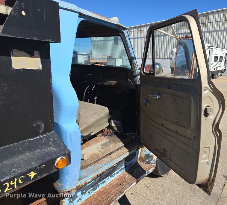 image for item EQ6742 1966 Chevrolet 60 dump truck