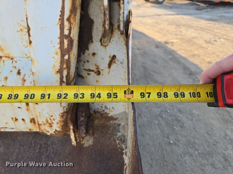 image for item EQ6885 1994 Peterbilt 379 dump truck