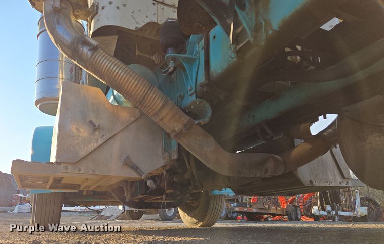 image for item EQ6885 1994 Peterbilt 379 dump truck