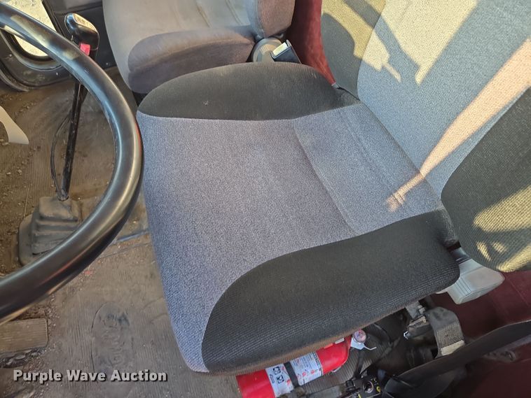 image for item EQ6885 1994 Peterbilt 379 dump truck