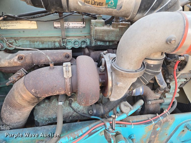 image for item EQ6885 1994 Peterbilt 379 dump truck