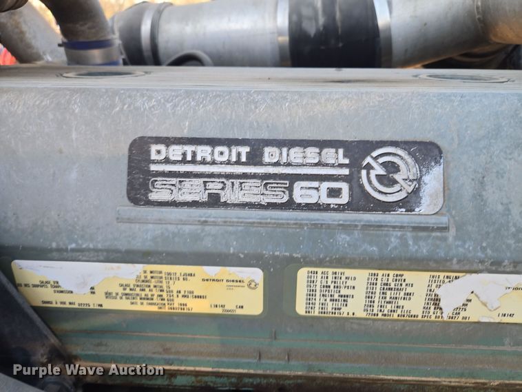 image for item EQ6885 1994 Peterbilt 379 dump truck