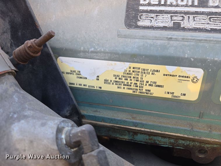 image for item EQ6885 1994 Peterbilt 379 dump truck