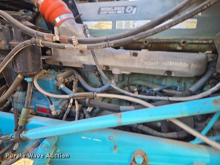 image for item EQ6885 1994 Peterbilt 379 dump truck