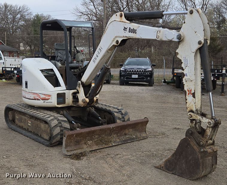 image for item EQ6887 2005 Bobcat  435 mini excavator