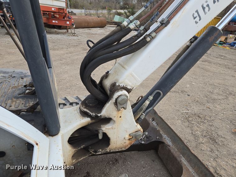 image for item EQ6887 2005 Bobcat  435 mini excavator