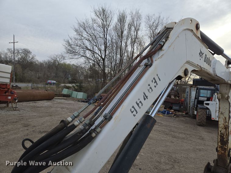 image for item EQ6887 2005 Bobcat  435 mini excavator